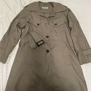 TravelSmith Trench Coat Lined - Women | Color: Beige | Size: SP